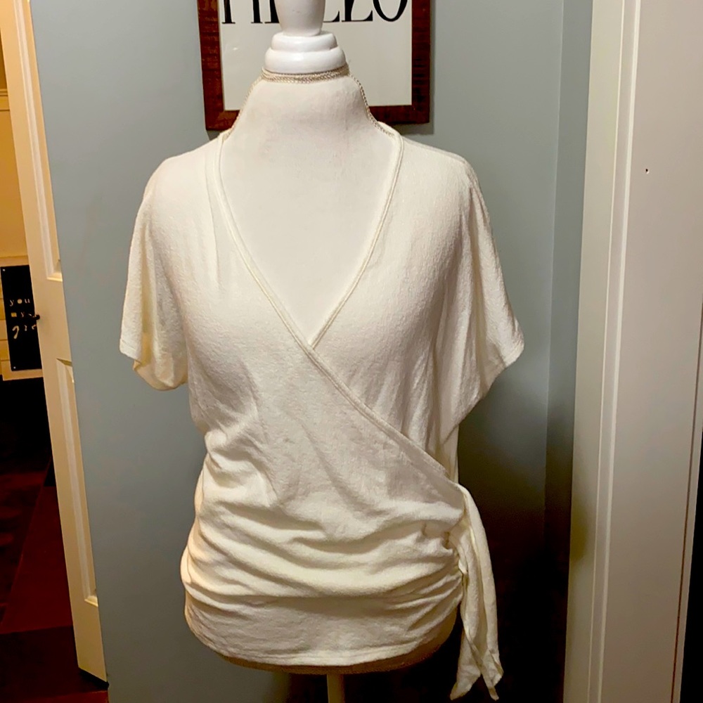 Alya Wrap Top